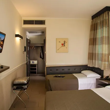 Otel Artis