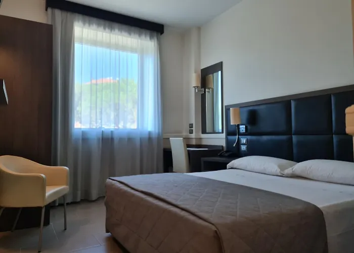 Artis Ξενοδοχείο 4*